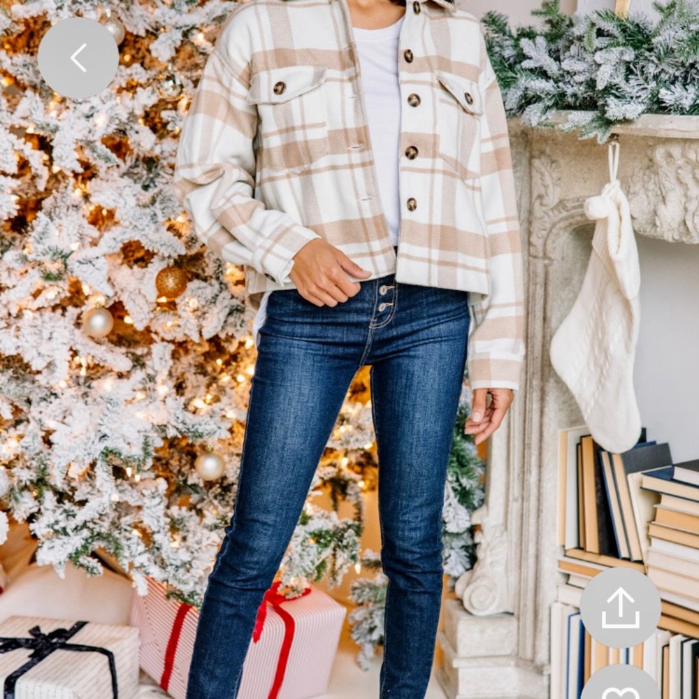 Plaid Cropped Shacket